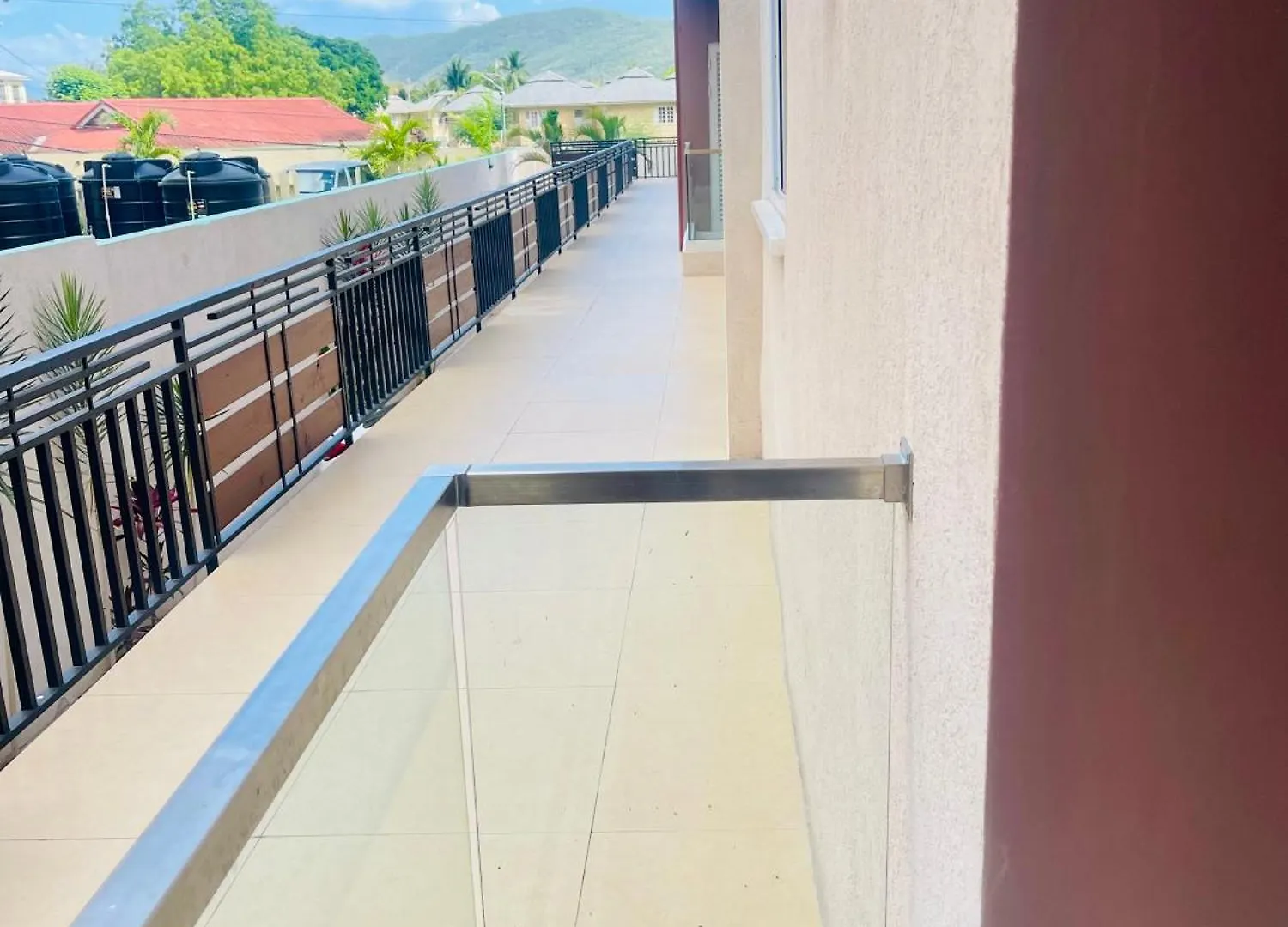 Luxury 2 Bed Apartment In 金斯敦